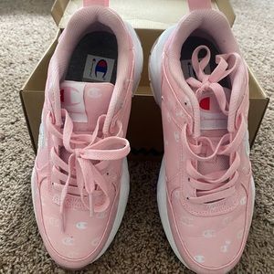 Pink Champion 93 eighteen queen tennis shoes sneakers size youth 7/ women’s sz 9